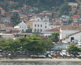 Ruínas do Convento de São Bernardino de Sena, no Morro de Santo Antônio Ruínas do Convento de São Bernardino de Sena em Angra dos Reis