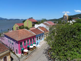 Casarões históricos de Antonina Casarões históricos do centro de Antonina