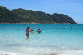 Praia da Ilha do Farol, na Ilha de Cabo Frio Praia da Ilha do Farol, na Ilha de Cabo Frio, em Arraial do Cabo