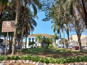 Museu Municipal João Batista Conti, instalado na antiga Casa de Câmara e Cadeia de 1836 Museu Municipal João Batista Conti em Atibaia