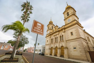 Catedral de São Sebastião, matriz de Bagé, na Praça Carlos Telles Catedral de São Sebastião em Bagé