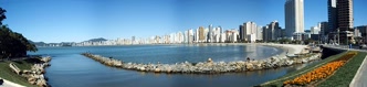 Vista panorâmica do skyline de Balneário Camboriú com a Praia Central