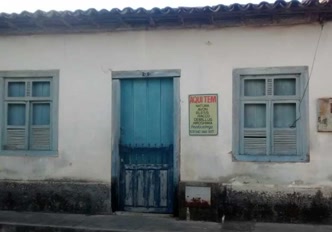 Rua com calçamento de pedra no centro histórico Rua de pedra no Centro Histórico da Cidade de Goiás