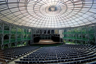 Ópera de Arame, teatro de estrutura metálica Ópera de Arame no Parque Tanguá
