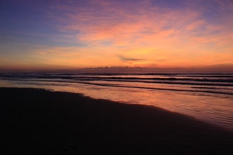Nascer do sol em Ilha Comprida, praias de água doce