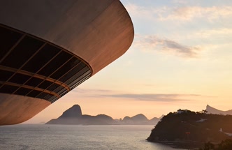 MAC Niterói, ovni sobre a Baía de Guanabara Museu de Arte Contemporânea de Niterói projetado por Oscar Niemeyer