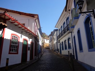 Casario colonial de Ouro Preto nas montanhas de Minas Gerais Casario colonial de Ouro Preto nas montanhas
