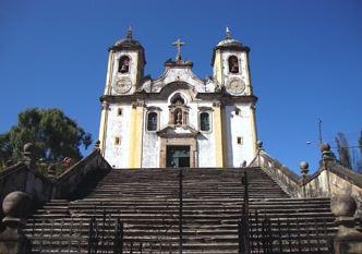 Igreja de Santa Efigênia dos Pretos, construída entre 1730 e 1790 Igreja de Santa Efigênia em Ouro Preto
