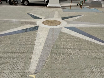 Centro Histórico com casarões e ruas arborizadas Centro Histórico de Teresina